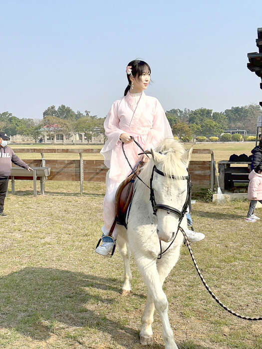 新春農業展推出「古裝體驗親子童玩趣」。（畜試所提供）