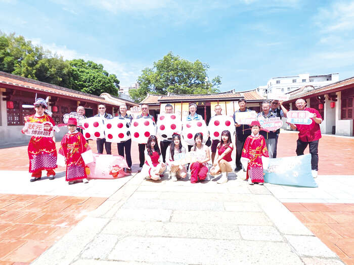 中秋博餅系列活動即將開跑,縣府、公所歡迎遊客來金門體驗傳統慶典。(許峻魁攝)