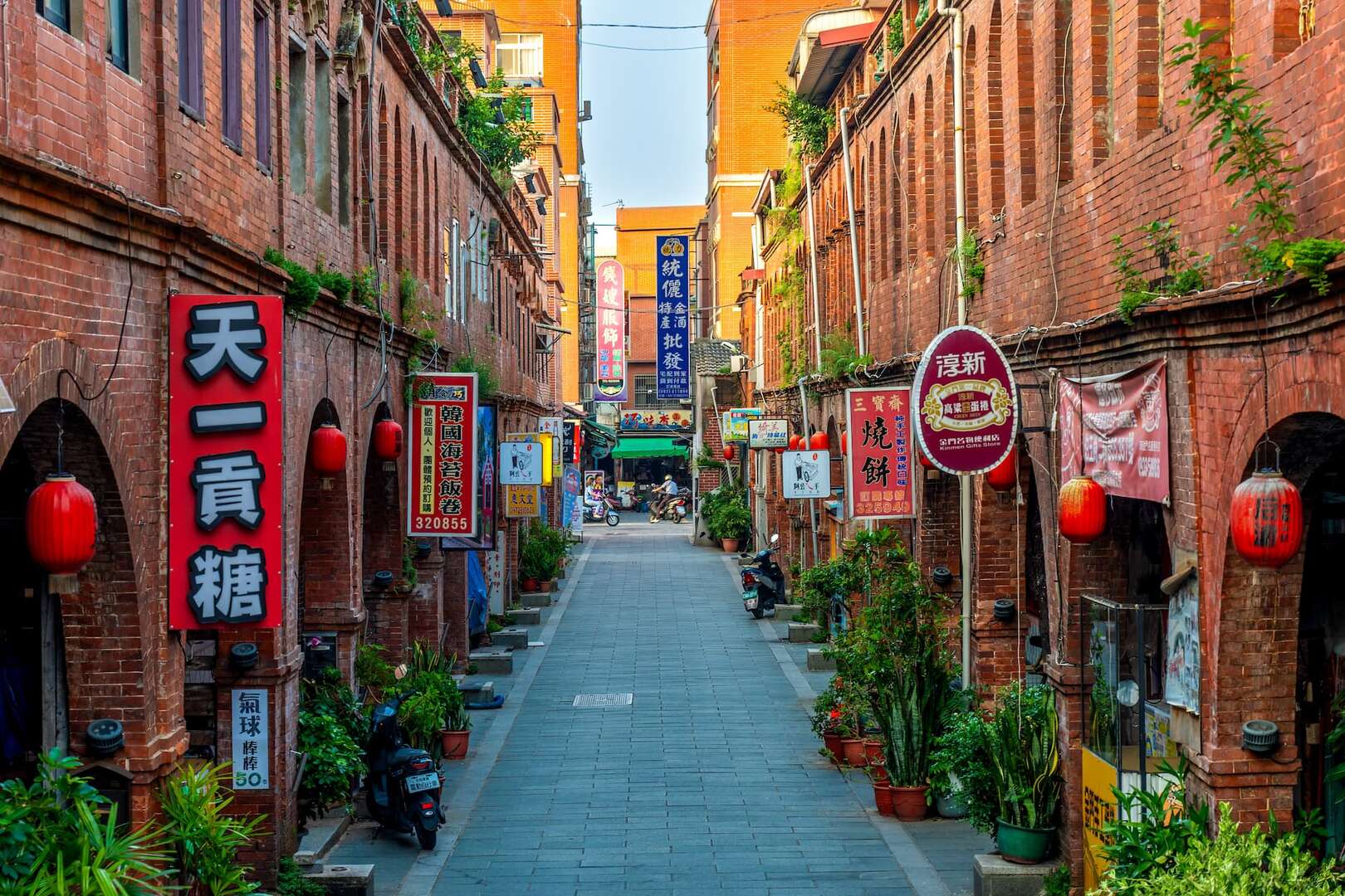 【SS】街 洋人街(大理市) - 旅游景点点评- Tripadvisor