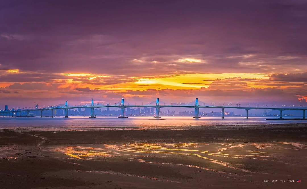 金門大橋
當你遇見藍色的金門大橋,
就代表又到快樂的週末啦!
-
感謝 @shen700406 美照分享
-
你的照片上標註 #k...