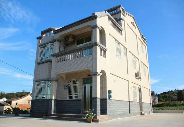 LINE_ALBUM_貓公石民宿照片_220103_6 - 周秀額