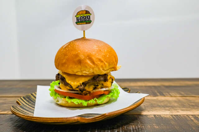 重量級雙層牛肉起司堡