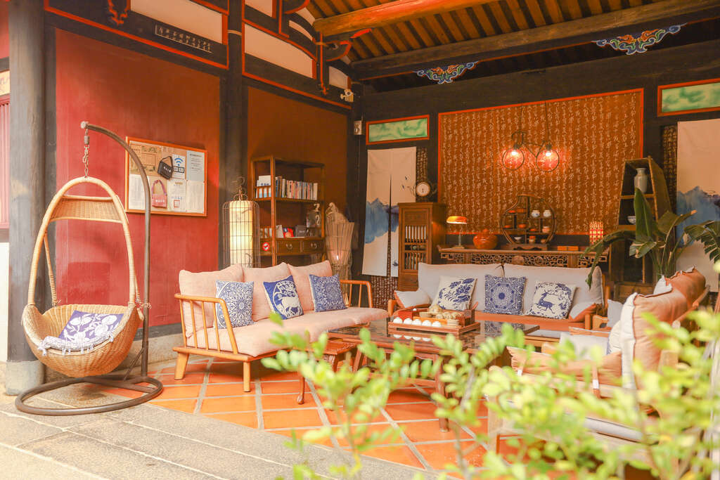 校長的家_後院