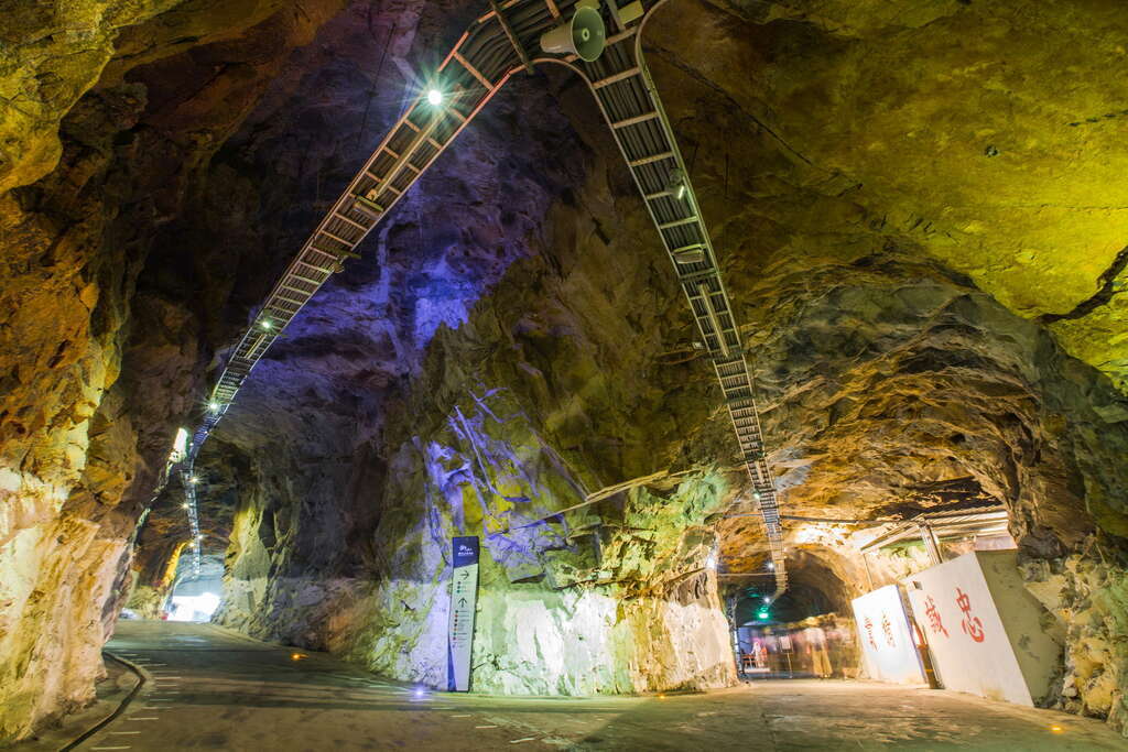 現存唯一的坑道式榴彈砲陣地